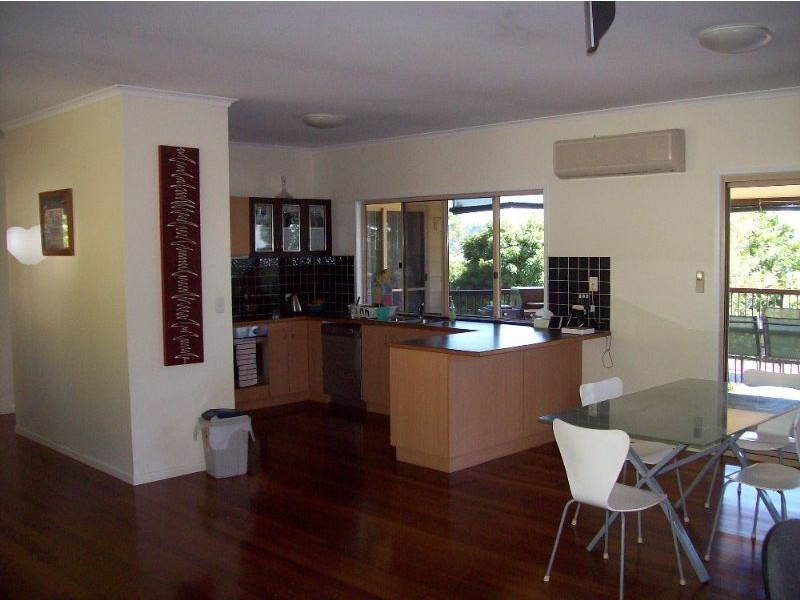 1016 Shute Harbour, Mount Marlow QLD 4800