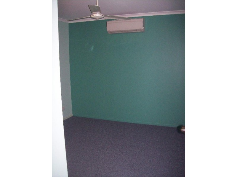 11 Rose Street, Proserpine QLD 4800