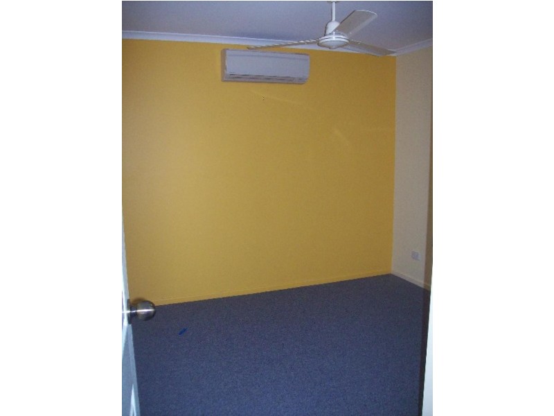 11 Rose Street, Proserpine QLD 4800