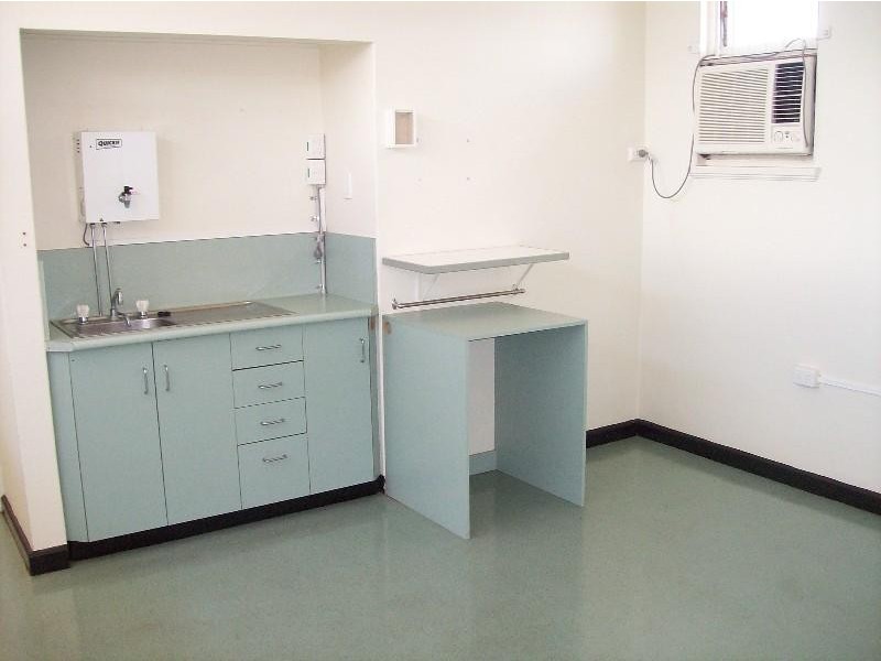 52 Main Street, Proserpine QLD 4800