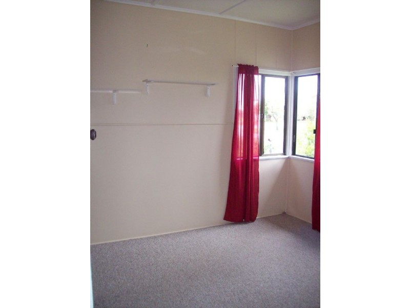 13 Elizabeth Street, Proserpine QLD 4800