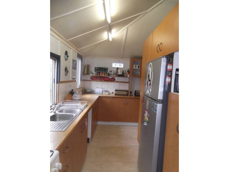 32 Ann Street, Proserpine QLD 4800