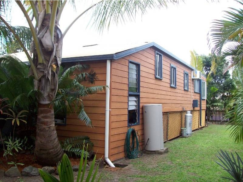 32 Ann Street, Proserpine QLD 4800