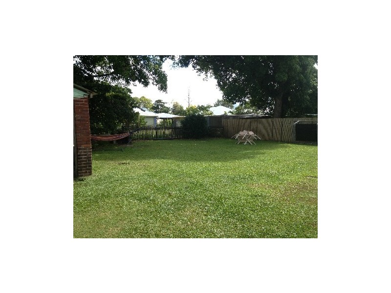 18 Robert Street, Proserpine QLD 4800