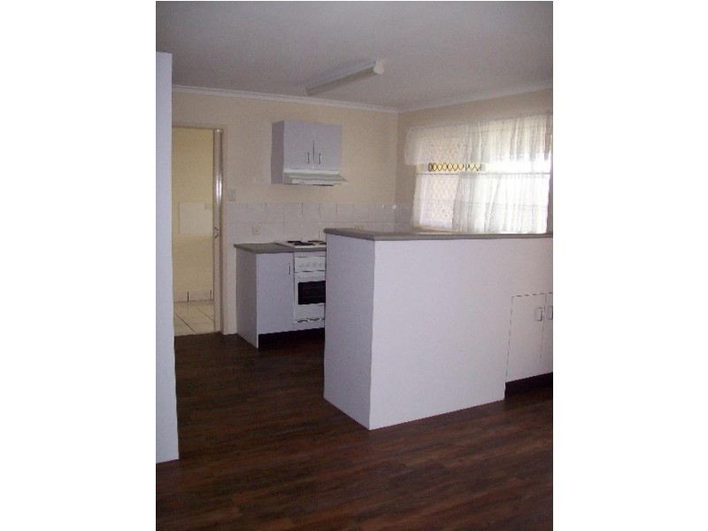 1/8 Gardenia Street, Proserpine QLD 4800