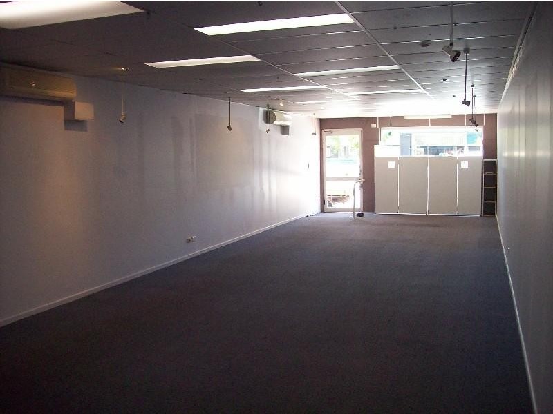 68 Main Street, Proserpine QLD 4800