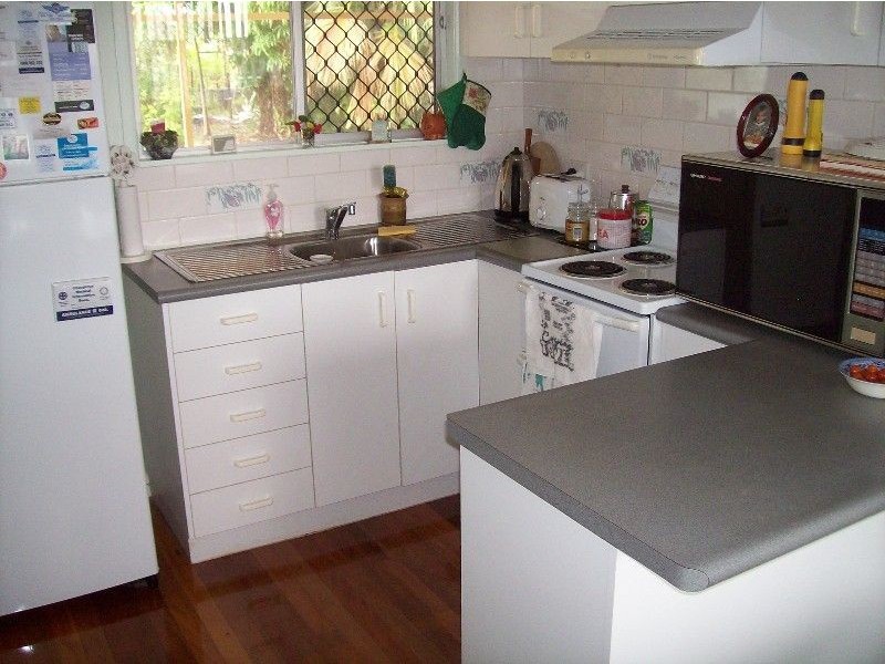 11 Sterry Street, Proserpine QLD 4800