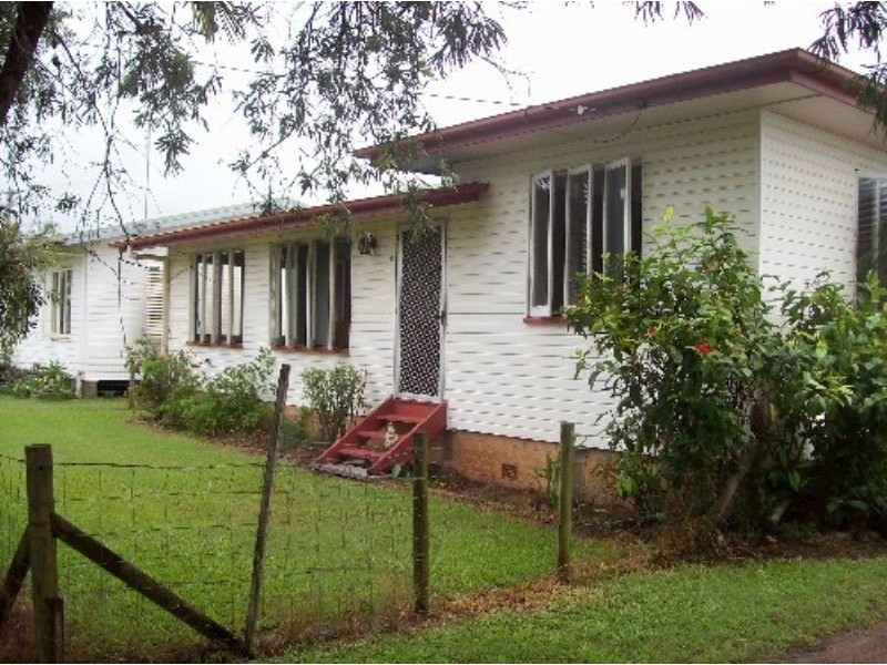 10 Holmes Street, Proserpine QLD 4800