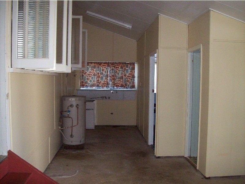 10 Holmes Street, Proserpine QLD 4800