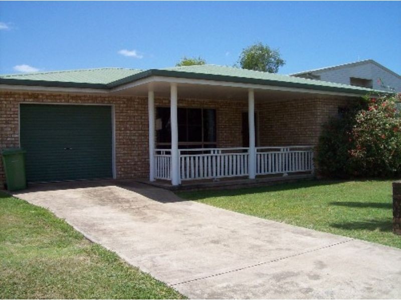 4 Eddie Street, Proserpine QLD 4800