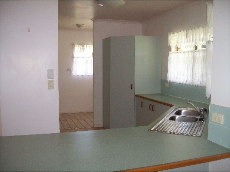 4 Eddie Street, Proserpine QLD 4800