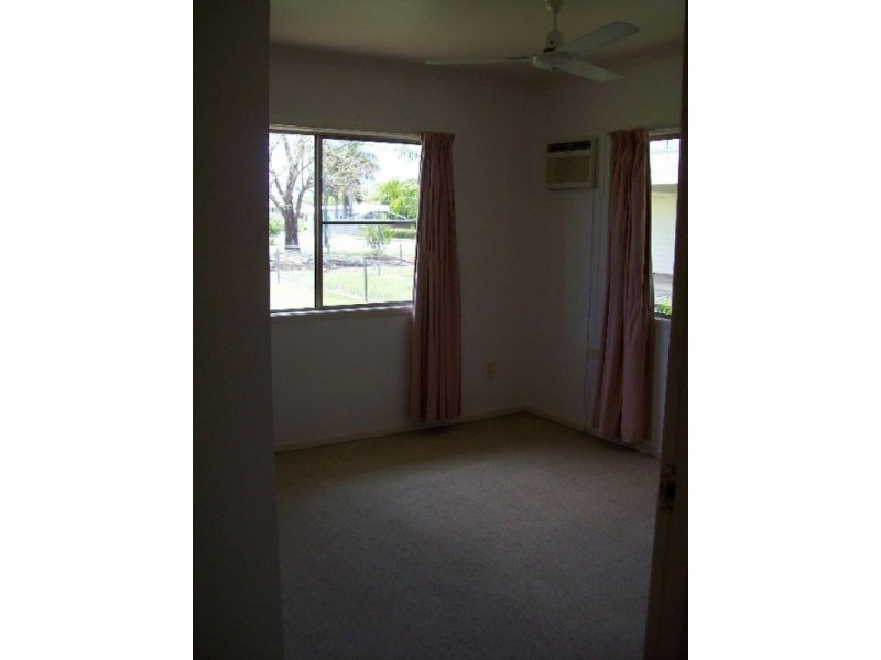 4 Eddie Street, Proserpine QLD 4800