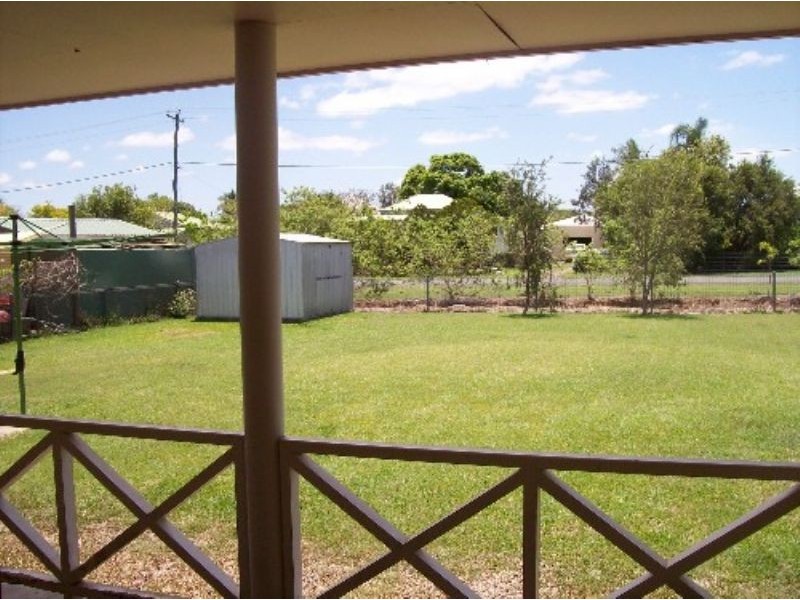 4 Eddie Street, Proserpine QLD 4800