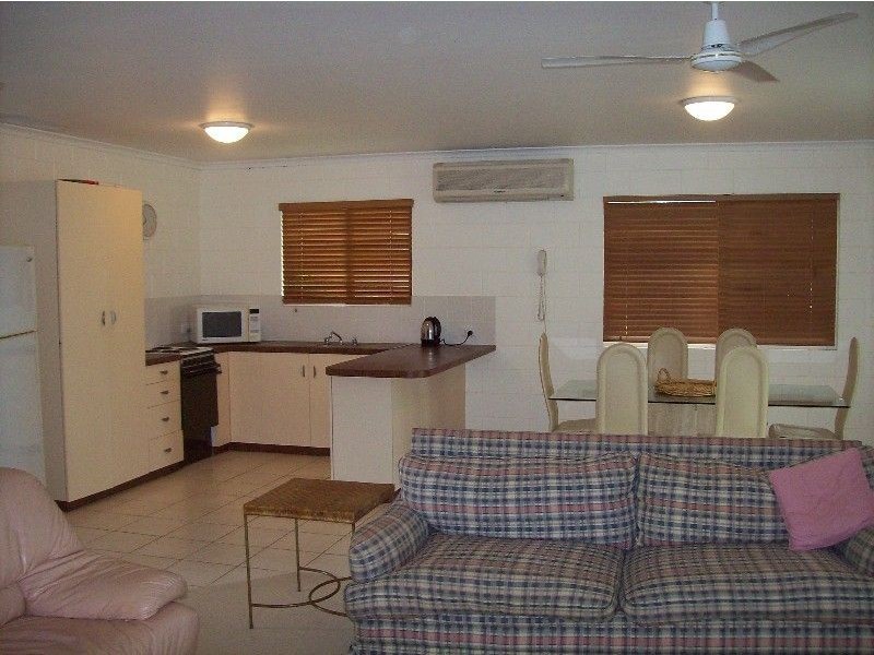 27 Burton Street, Midge Point QLD 4799