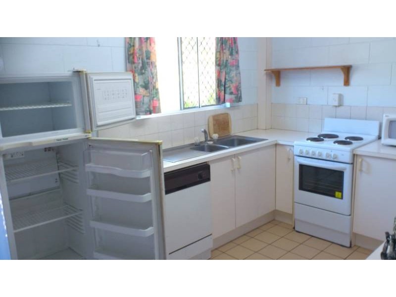 9/14 Island Drive, Cannonvale QLD 4802