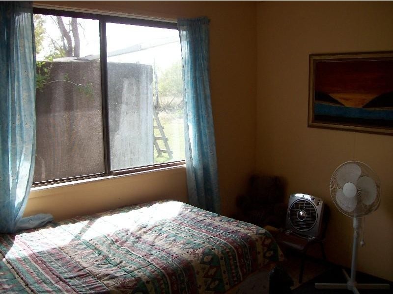 401 Midge Point Road, Bloomsbury QLD 4799