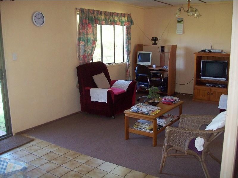 401 Midge Point Road, Bloomsbury QLD 4799