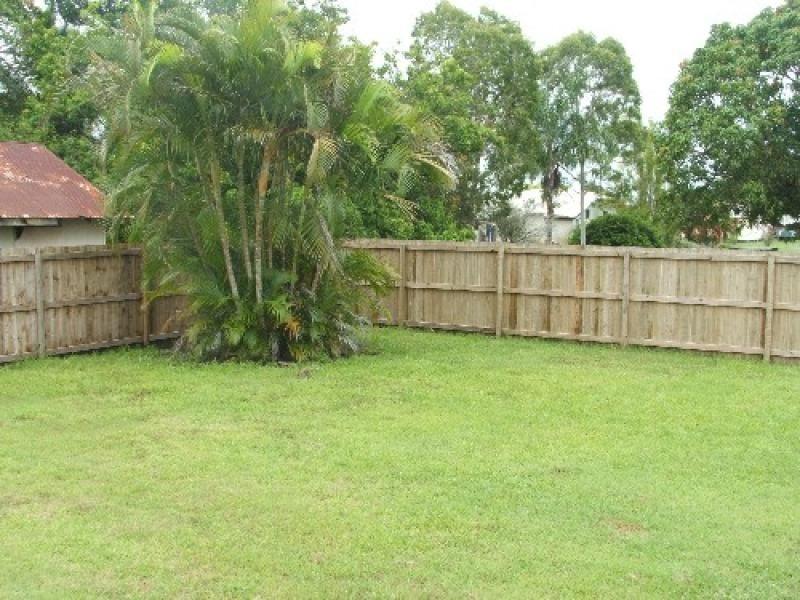 4 Phaff Street, Proserpine QLD 4800