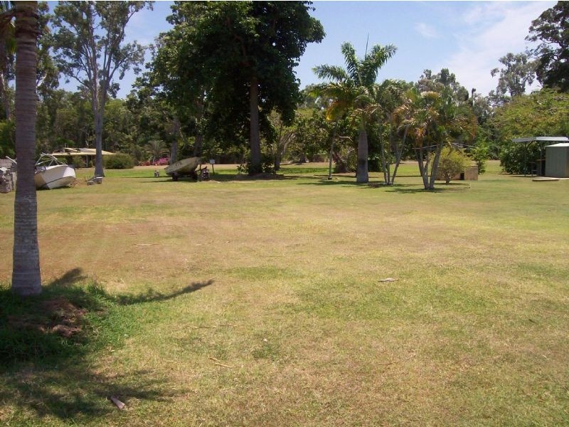 8 McLeod Street, Midge Point QLD 4799