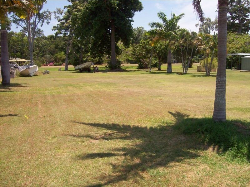 8 McLeod Street, Midge Point QLD 4799