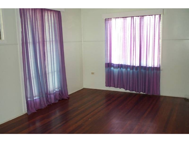 17 Davy Avenue, Proserpine QLD 4800