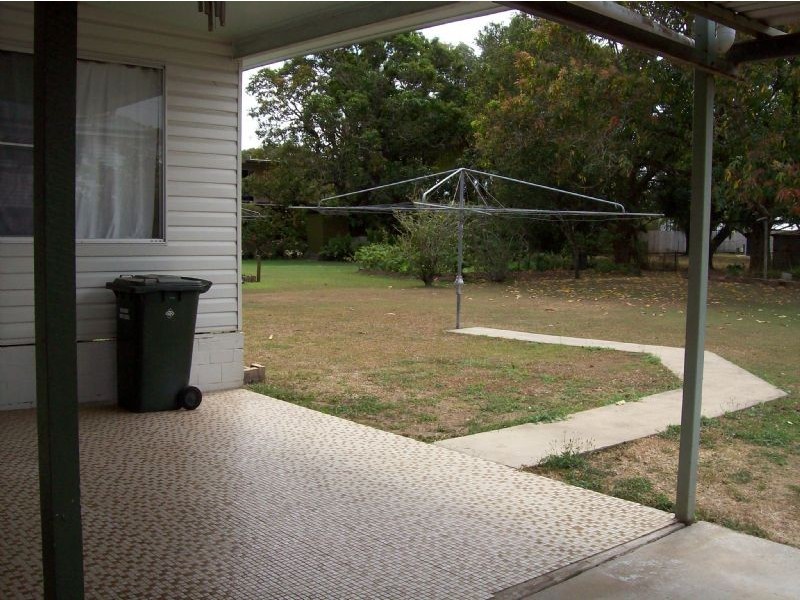 17 Davy Avenue, Proserpine QLD 4800