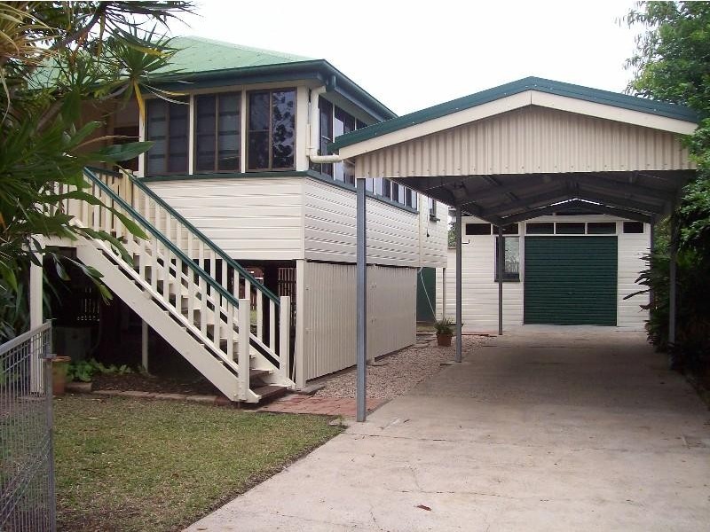 9 Florence Street, Proserpine QLD 4800