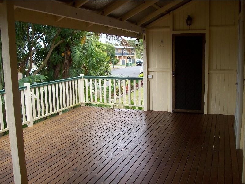 9 Florence Street, Proserpine QLD 4800