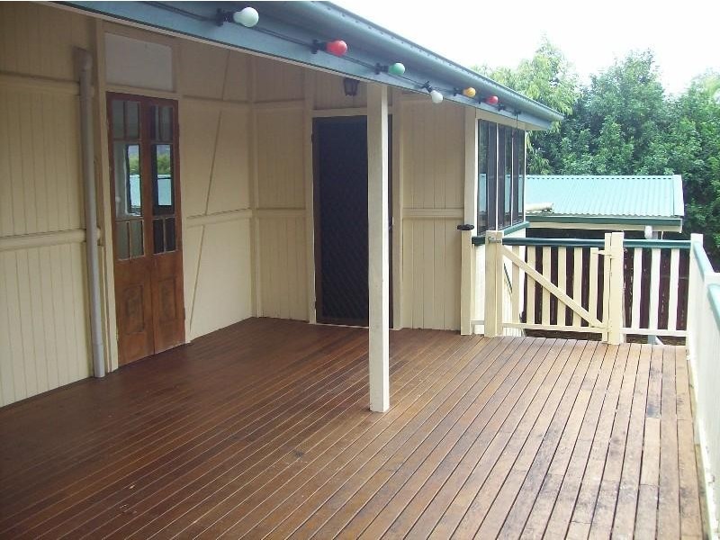 9 Florence Street, Proserpine QLD 4800