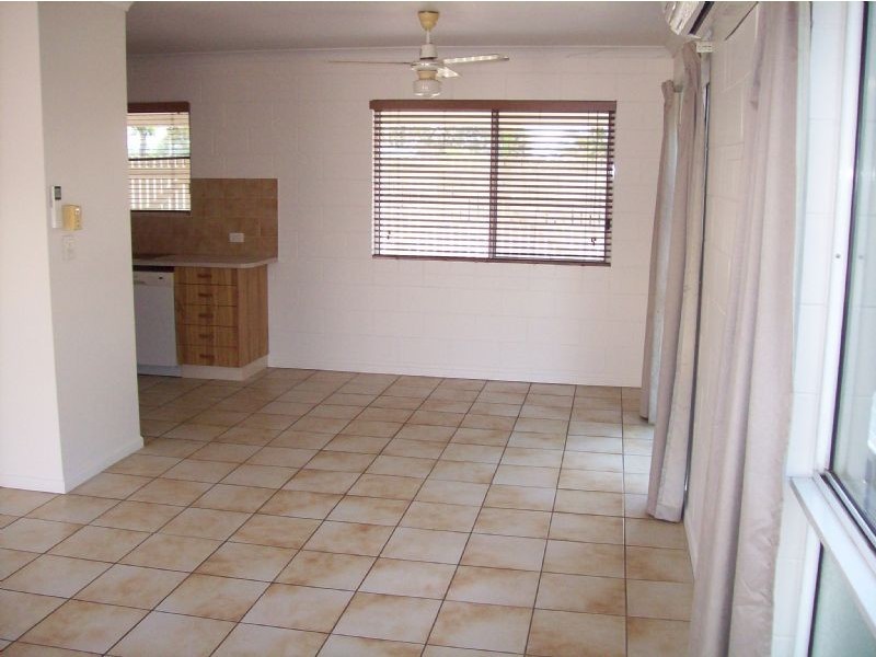 2 Rose Street, Proserpine QLD 4800