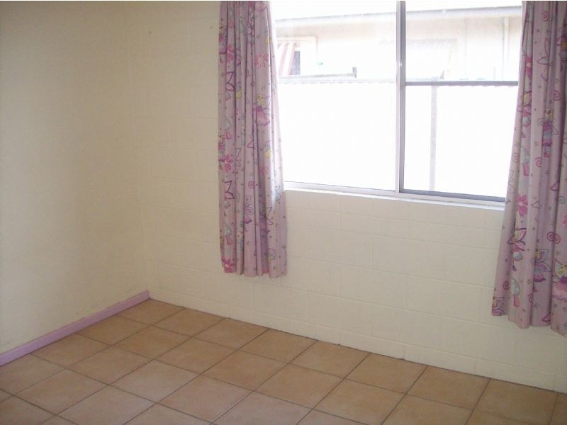 2 Rose Street, Proserpine QLD 4800