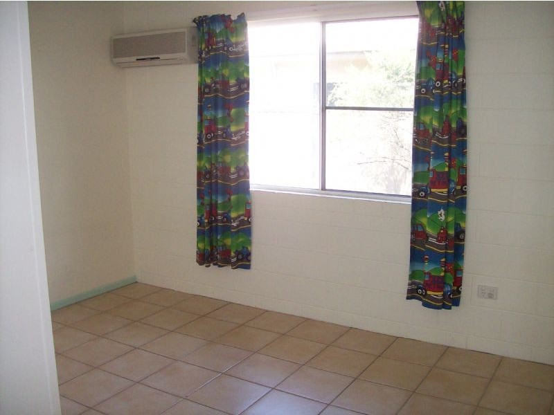 2 Rose Street, Proserpine QLD 4800