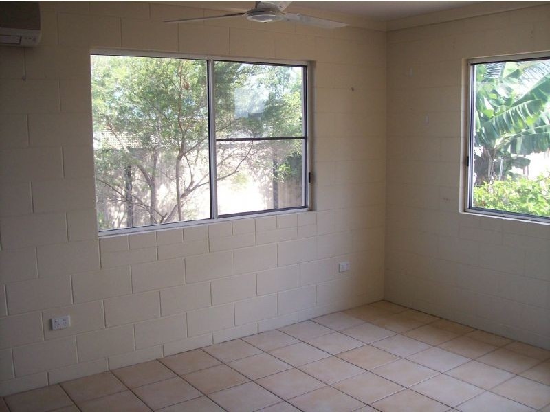 2 Rose Street, Proserpine QLD 4800