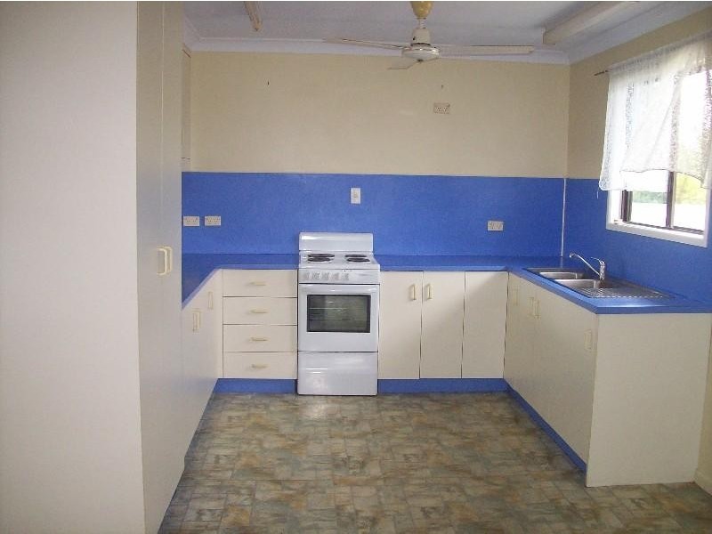 3 Eddie Street, Proserpine QLD 4800