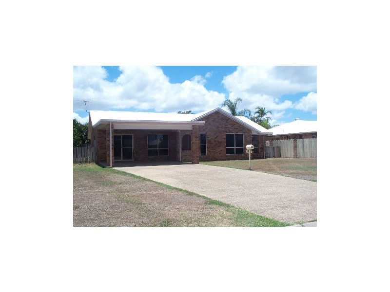 17 Carnation Street, Proserpine QLD 4800