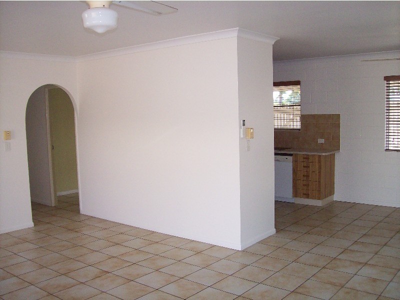 2 Rose Street, Proserpine QLD 4800