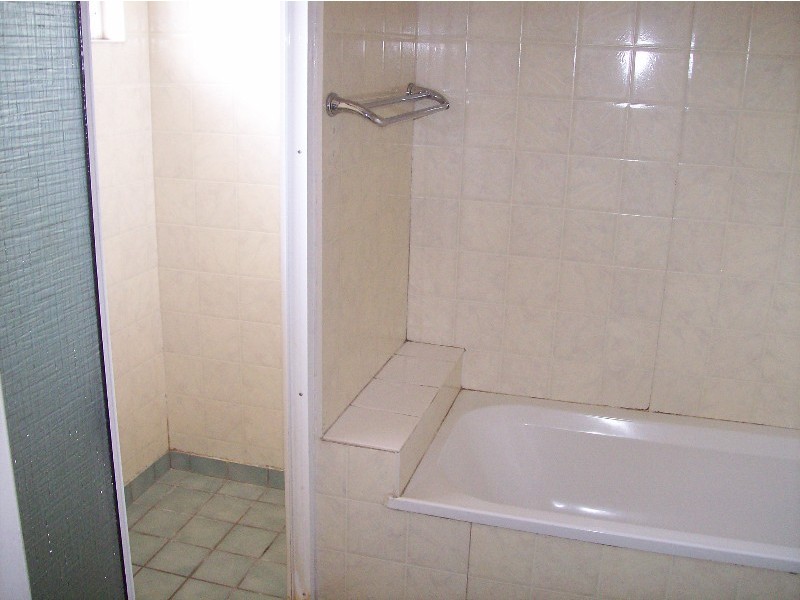 2 Rose Street, Proserpine QLD 4800