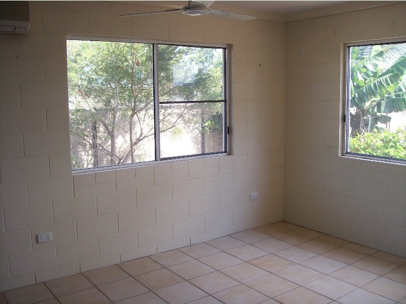 2 Rose Street, Proserpine QLD 4800