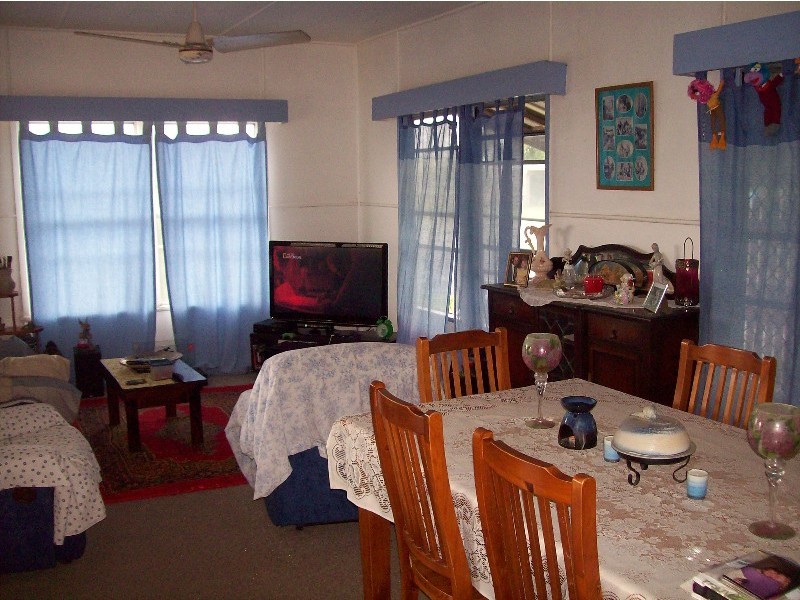 4 Blair Street, Proserpine QLD 4800