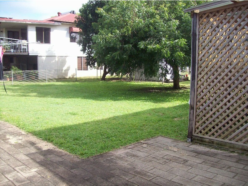 4 Blair Street, Proserpine QLD 4800