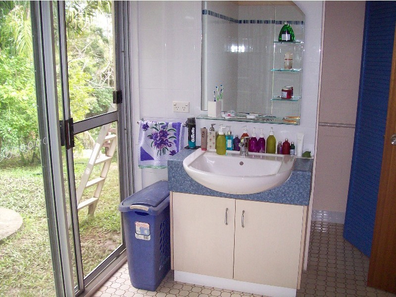 26 Forestry Road, Brandy Creek QLD 4800