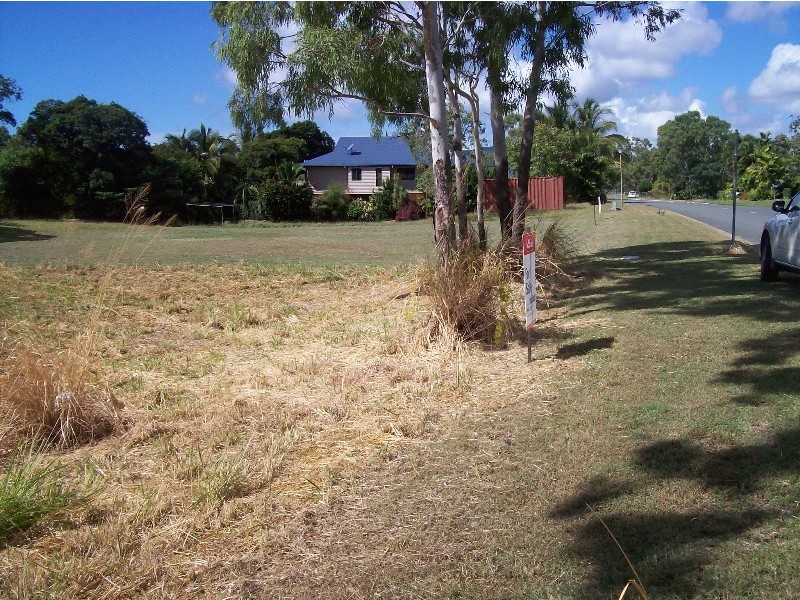100 Gloucester Avenue, Hideaway Bay QLD 4800