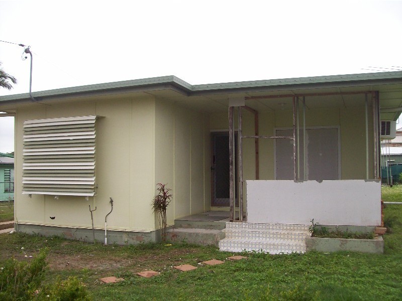 19 Elizabeth Street, Proserpine QLD 4800