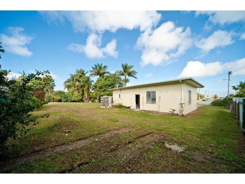 19 Elizabeth Street, Proserpine QLD 4800