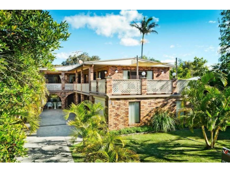 8 Hutcheson St, Hat Head NSW 2440