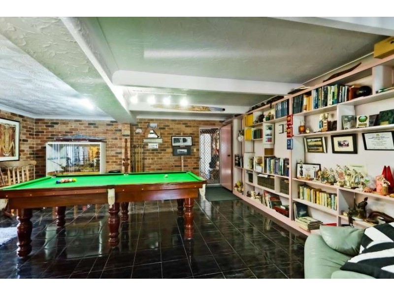 8 Hutcheson St, Hat Head NSW 2440