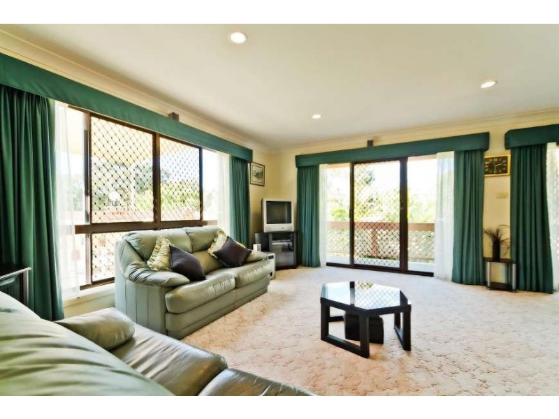 8 Hutcheson St, Hat Head NSW 2440