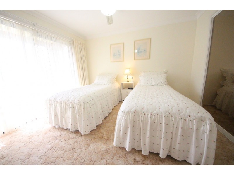 8 Hutcheson St, Hat Head NSW 2440