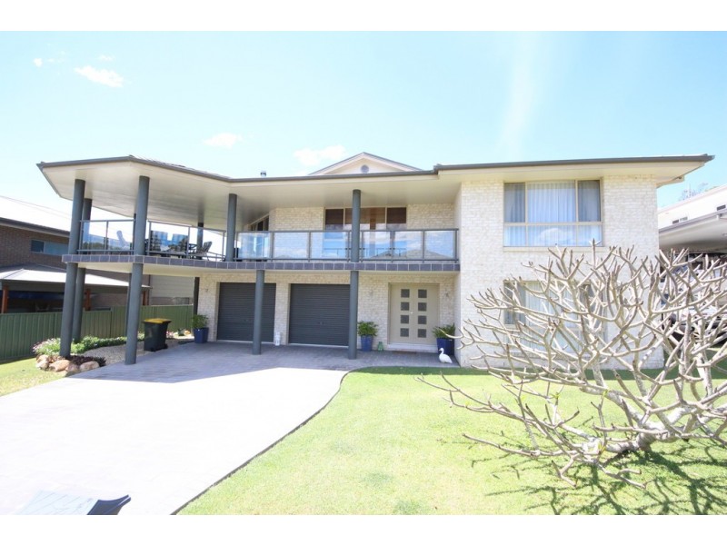 3 Grandview Pl, South West Rocks NSW 2431