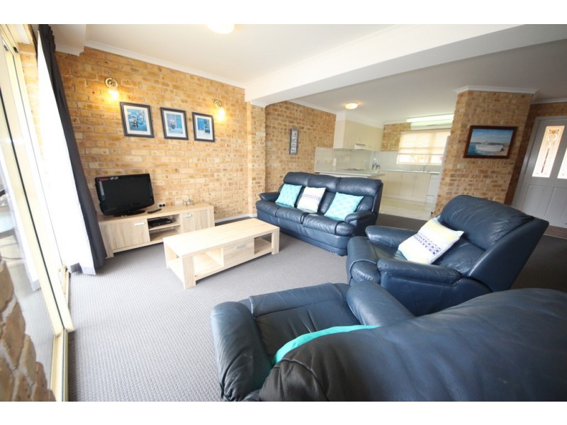 4/12 Paragon Ave, South West Rocks NSW 2431